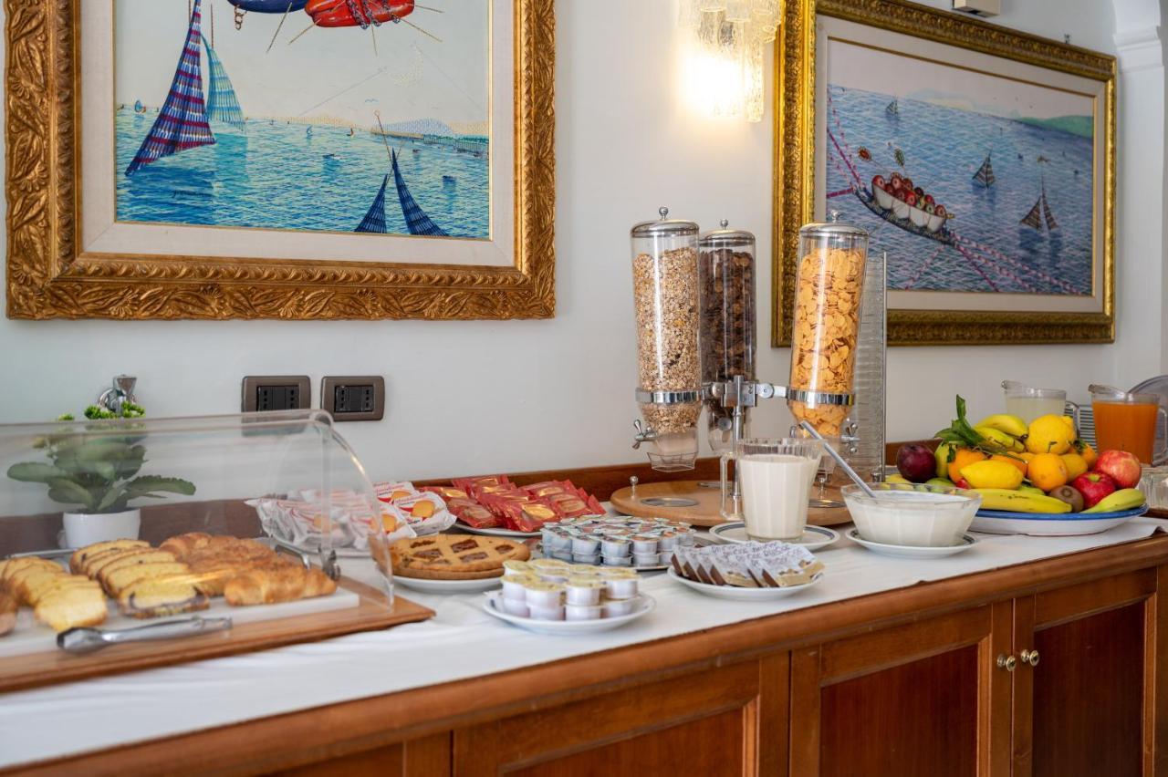Hotel Montana SantʼAgata sui Due Golfi Zewnętrze zdjęcie